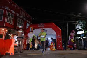 BIB: 4367
                            <button type="button" onclick="openModal(26258032)" class="btn btn-primary btn-sm float-right btn-popup" data-toggle="modal" data-target=".modal-high-quality">
                        <i class="fas fa-shopping-cart"></i> Add to Cart
                    </button>
                                            <button type="button" onclick="isThisMe(26258032, true)" class="btn btn-success btn-sm float-right btn-popup btn-isme hidden" data-toggle="tooltip" data-placement="bottom" title="นี่คือรูปของคุณใช่ไหม คลิกที่นี่เพื่อเอาเข้าอัลบั้ม">
                        <i class="fas fa-plus"></i> Add to album
                    </button>
                    <button type="button" onclick="isThisMe(26258032, false)" class="btn btn-warning btn-sm float-right btn-popup btn-isnotme hidden">
                        <i class="fas fa-ban"></i> Remove from album
                    </button>